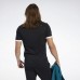 Спортивная футболка Training Essentials Linear Logo Спортивная футболка Training Essentials Linear Logo